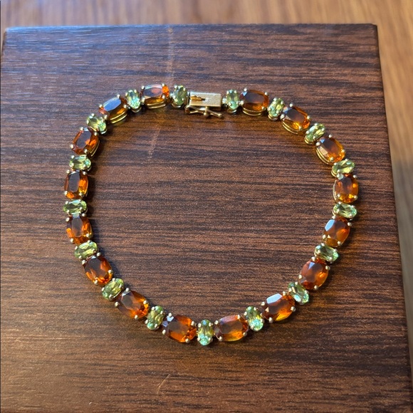 Elegant 14KT Gold Peridot and Citrine Bracelet 7 1/2”